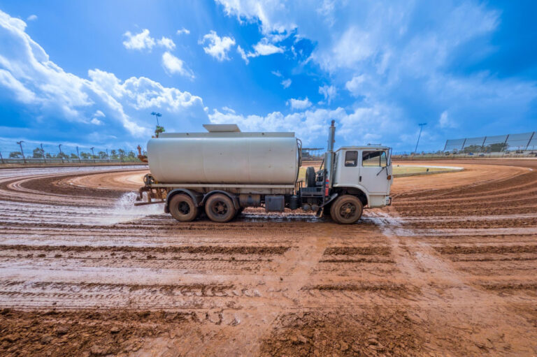 Ongoing Dust Control On A Large Construction Site In Darwin